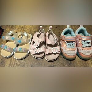 Size 5 toddler shoe bundle